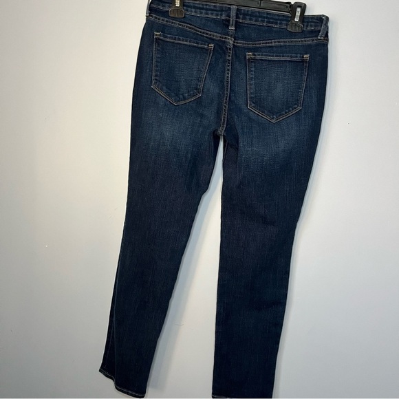 Old Navy Straight Leg Mid Rise Dark Rinse Denim Jeans Size 4 Regular - Picture 16 of 16